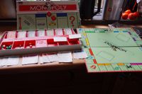 Monopoly Parker lang Kultspiel D-Mark Spielgeld Metallfigur Nordrhein-Westfalen - Solingen Vorschau