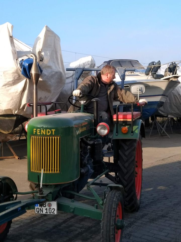 Traktor F20 Fendt Dieselross in Bremen