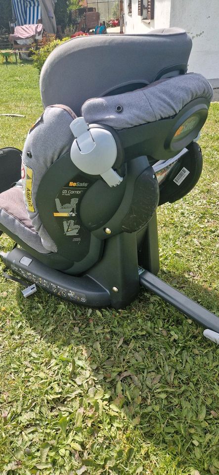 BeSafe iZi Combi X4 ISOfix Reboarder Kindersitz Autositz in Schäftlarn