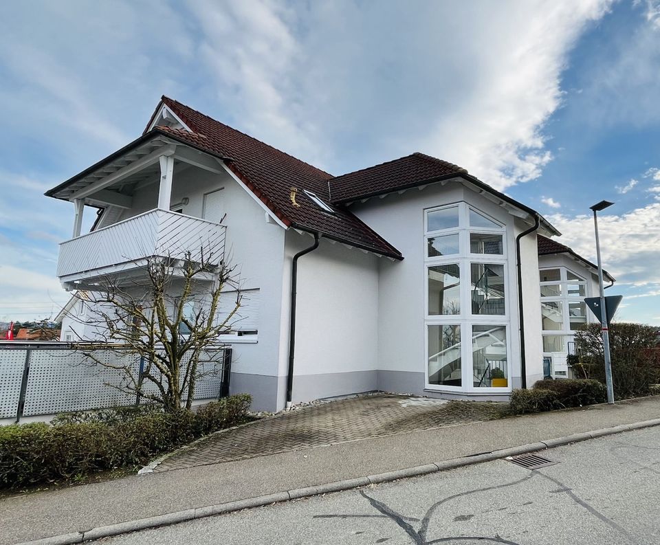 RESERVIERT **Provisionsfrei**  Schöne, bezugsfertige Wohnung in guter Lage: ideal für den Eigenbedarf oder als Kapitalanlage in Geislingen