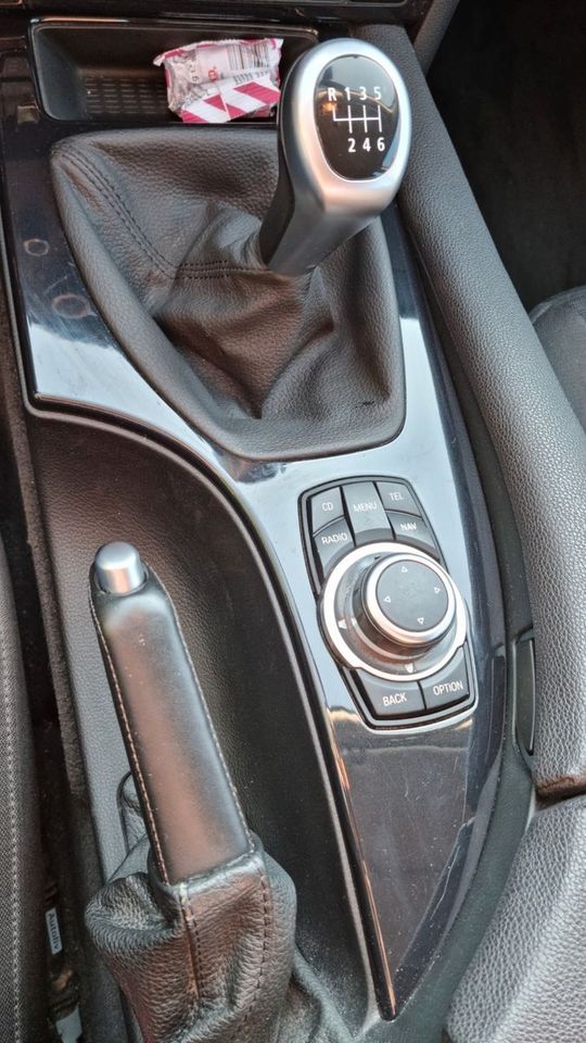 BMW 520i -E60 Schaltgetriebe,Klima,Zv,elekr. Fenster in Essen
