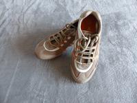 hübsche Sneaker für Damen und Teenies Gr. 37 Bayern - Oberstaufen Vorschau
