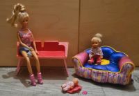 Barbiepaket mit Puppen,Möbeln und anderem Barbie Zubehör Nordrhein-Westfalen - Siegburg Vorschau