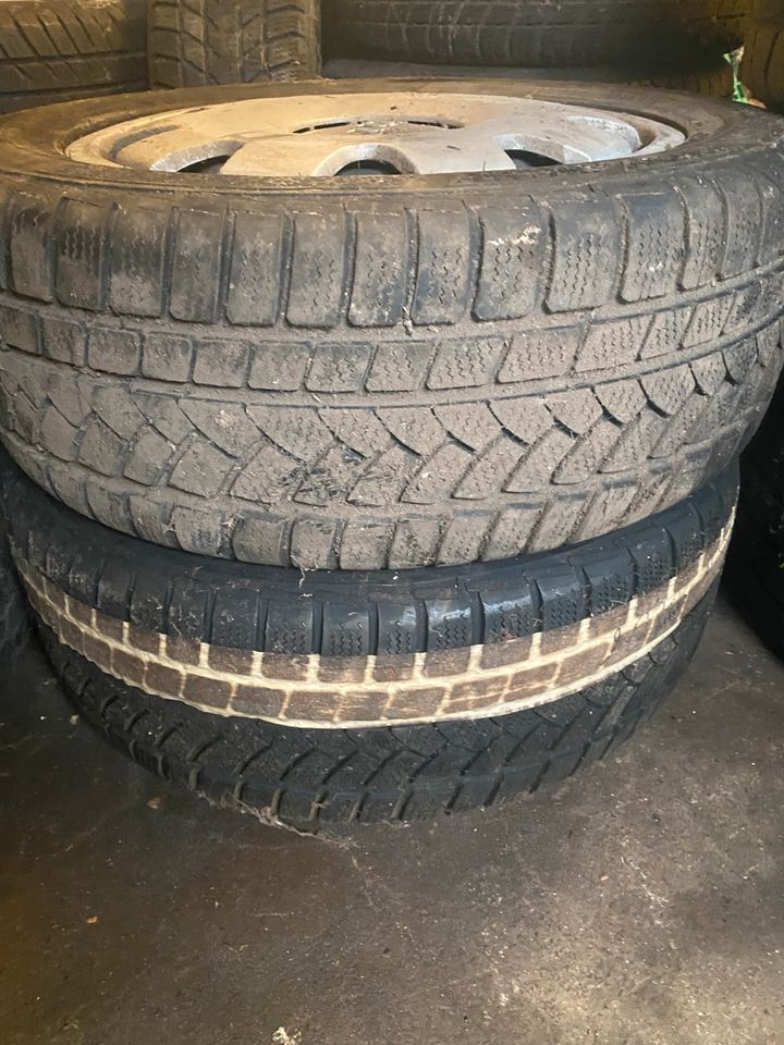 Audi Stahlfelgen mit Reifen (5x112?) 205/55R16 Zwei Stück in Legden