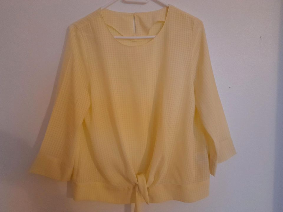 Bluse, 3/4 Arm Bluse,  Neuwertige Bluse gelb in Zöllnitz