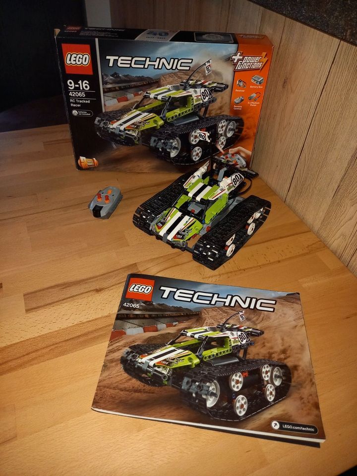 LEGO Technic 42065 - Ferngesteuerter Tracked Racer Neuwertig OVP in Hürth