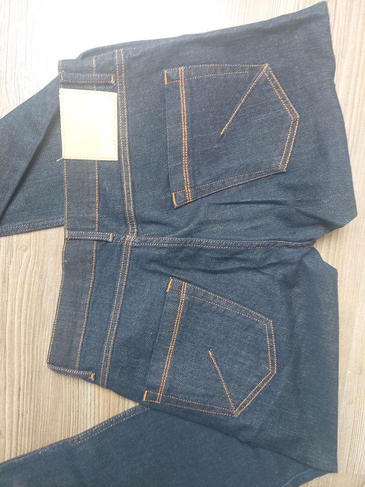 Galliano Jeans  neu gr.33 dunkelblau in Düsseldorf