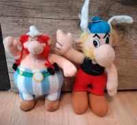 Stofffiguren von Asterix und Obelix die Gallier Nordrhein-Westfalen - Plettenberg Vorschau