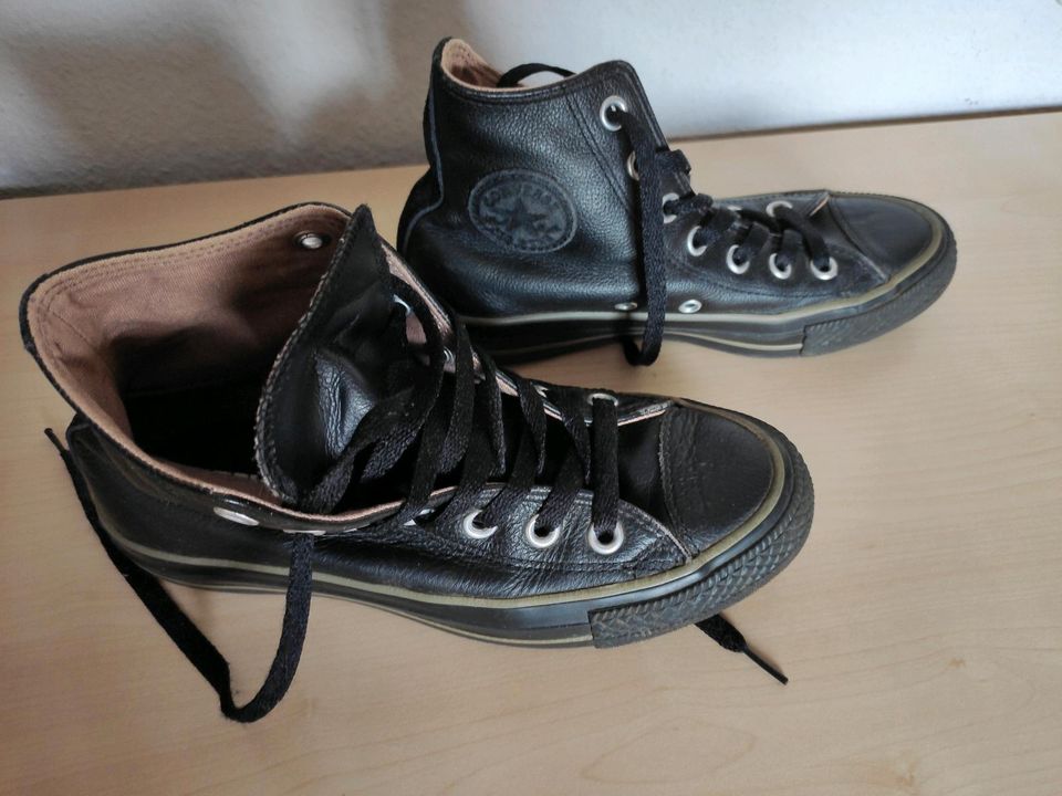 All Stars Chucks Hi Leder Gr. 36 schwarz Converse in Limeshain