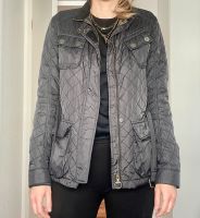 Superdry Jacke Cord schwarz Stepp Bikejacke Gr. M 38/40 Hessen - Wiesbaden Vorschau