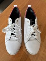 Damenschuhe, Damensneaker, Turnschuhe Tommy Hilfiger Gr. 41 Hessen - Erlensee Vorschau