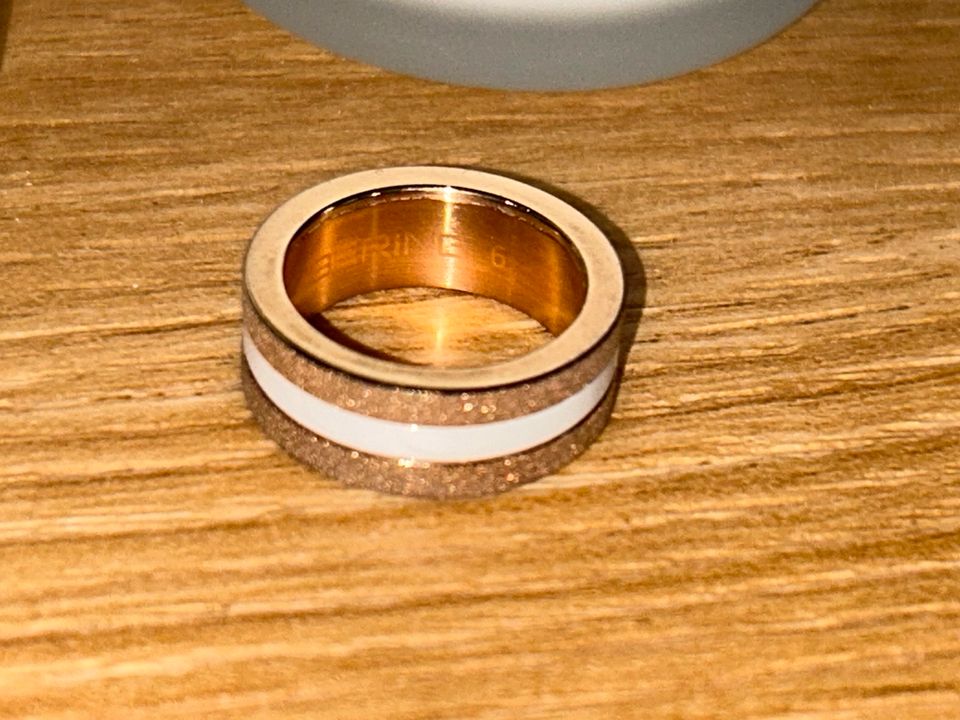 Ring „Bering“ Rosé Gold funkelnd, weiß in Achim