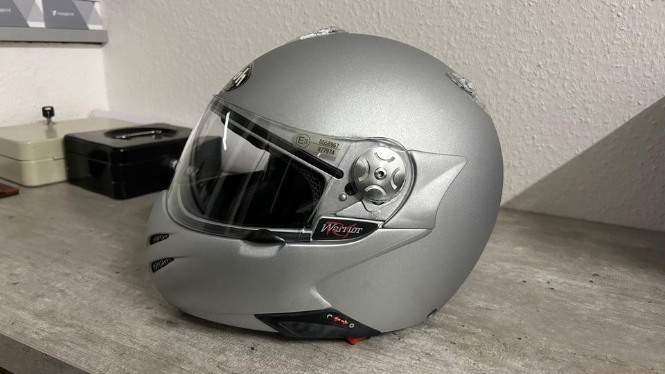 Motorrad-Sturzhelm Airoh Neu! in Möser