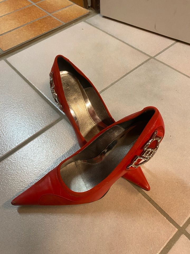 Pumps Laura Biagiotti Absatz Lackschuhe edel Gr.38 Leder in Mainz