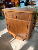 kleiner Schrank Nachttisch DDR vintage retro Sachsen - Jesewitz Vorschau