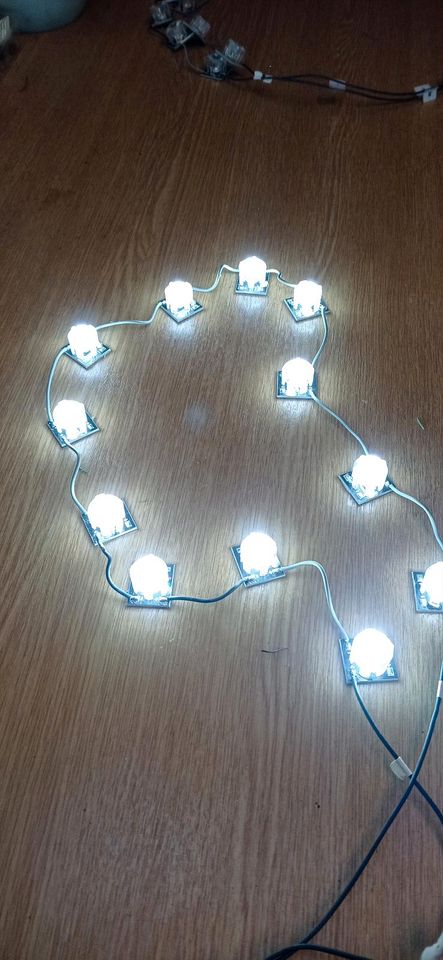 LED Chips aus einer Leuchte in Kaufering