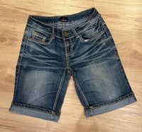 Verkaufe schöne Jeans Shorts Gr. 36 Hessen - Wetzlar Vorschau