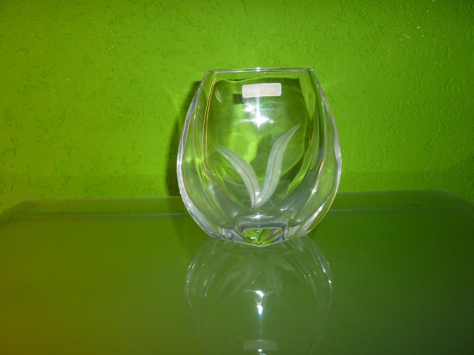 Nachtmann Glas Vase mit dezentem Schliff, schweres Glas in Oberhausen