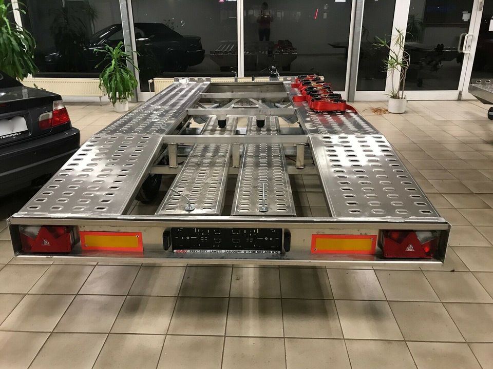 Autotransporter Auto Anhänger KFZ NUR 490 Kg Leergewicht ALU NEU in Köthen (Anhalt)