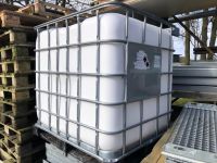 IBC Container 1000 Liter Auffangbehälter neuwertig Wassertank Gefahrstofftank IBC-Tank Intermediate Bulk Container IBC-Palette Kunststoff Plastik gebraucht Nordrhein-Westfalen - Werther (Westfalen) Vorschau