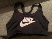 Nike Bustier Gr. S Schwarz Bayern - Vaterstetten Vorschau
