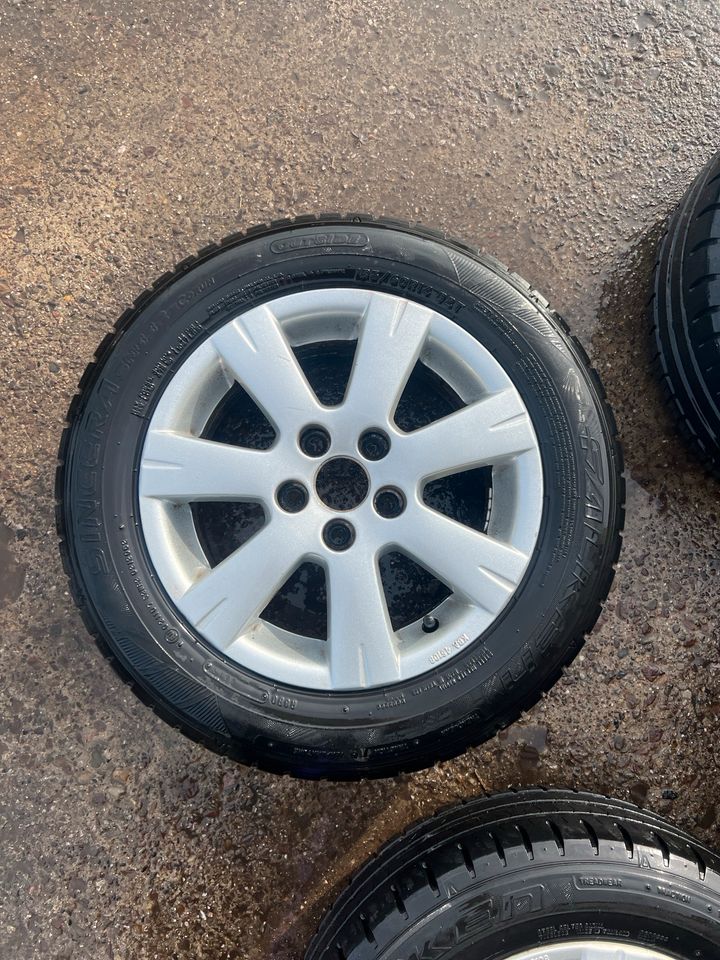 Vw Polo 9N Alufelgen Sommerreifen  185/65R14 in Espenau