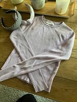 Largarmshirt lila cs Pull&Bear xs 152 Berlin - Zehlendorf Vorschau
