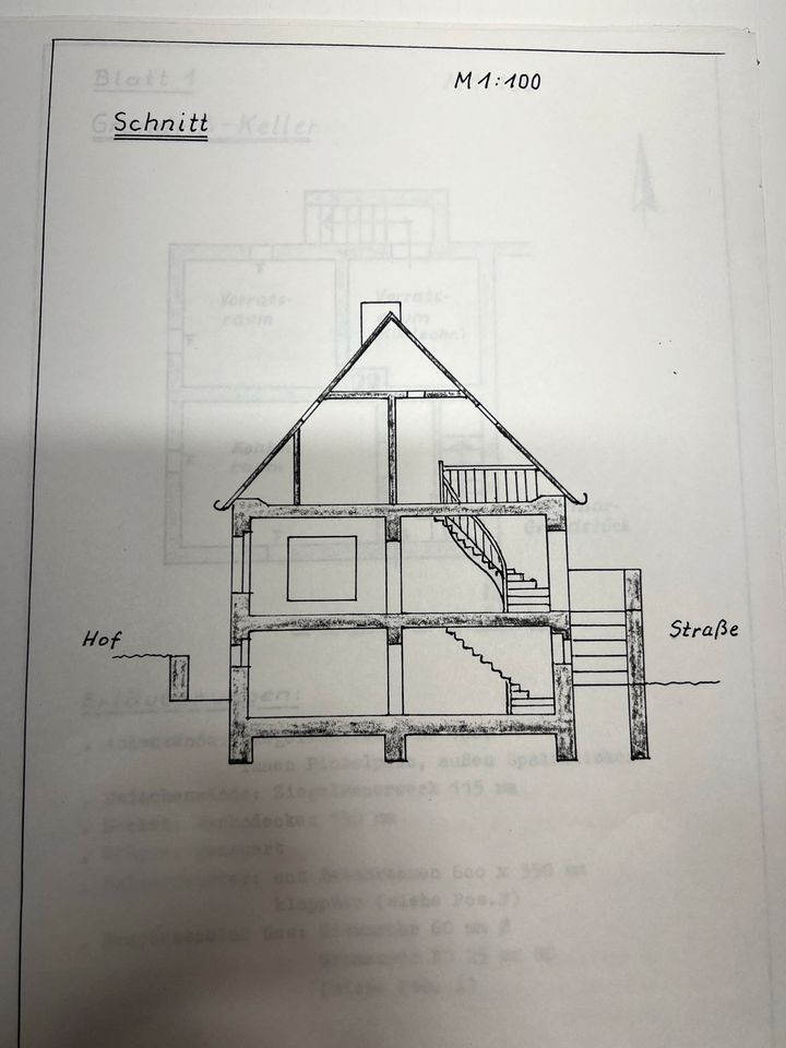 Doppelhaushälfte mit Nebengebäude und Garten in Halberstadt