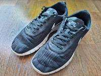 Nike SB Schuhe Sneaker Herren Paul Rodriguez 9 Schwarz Größe 45 Leipzig - Möckern Vorschau