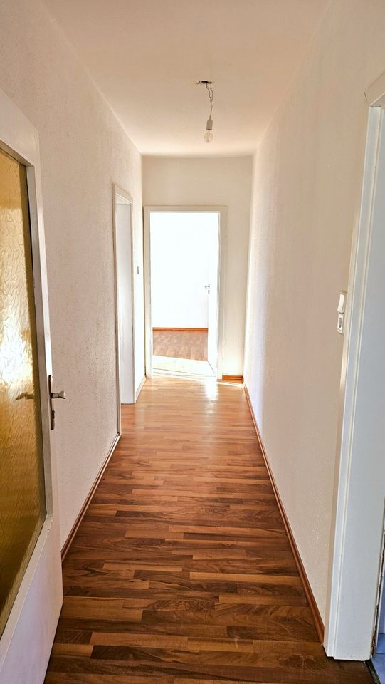 -RESERVIERT- Großes Einfamilienhaus auf großem Grund in Löhne, inkl. 30 m² im Dachgeschoss in Löhne