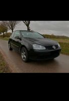 VW Golf 5 1,4 schwarz 75 Ps zu verkaufen Nordrhein-Westfalen - Paderborn Vorschau