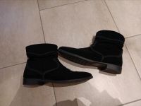 Stiefelette Stiefel Tamaris Leder schwarz Gr. 37 Topzustand Nordrhein-Westfalen - Attendorn Vorschau