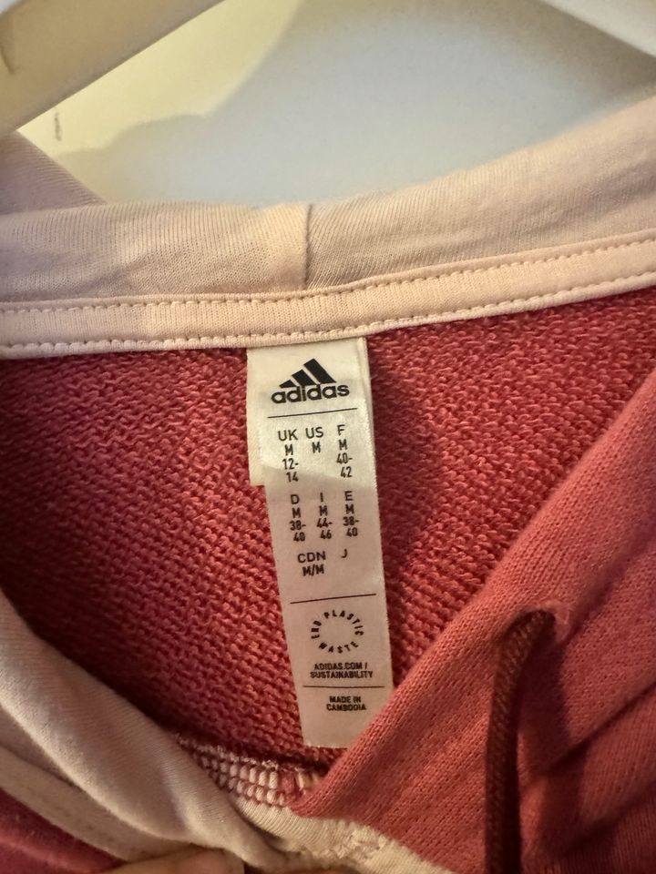 Adidas Hoodie M in Neustadt an der Aisch