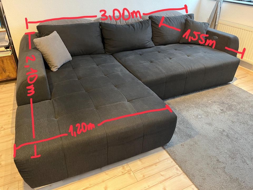 Big Couch / Big Sofa (elektrisch ausfahrbar) in Köln