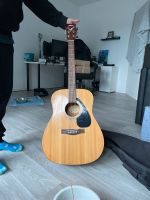 Yamaha Gitarre f310- sehr guter Zustand Niedersachsen - Papenburg Vorschau
