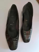 Verkaufe schwarze Damen Pumps in Größe 6 1/2 Hessen - Wöllstadt Vorschau