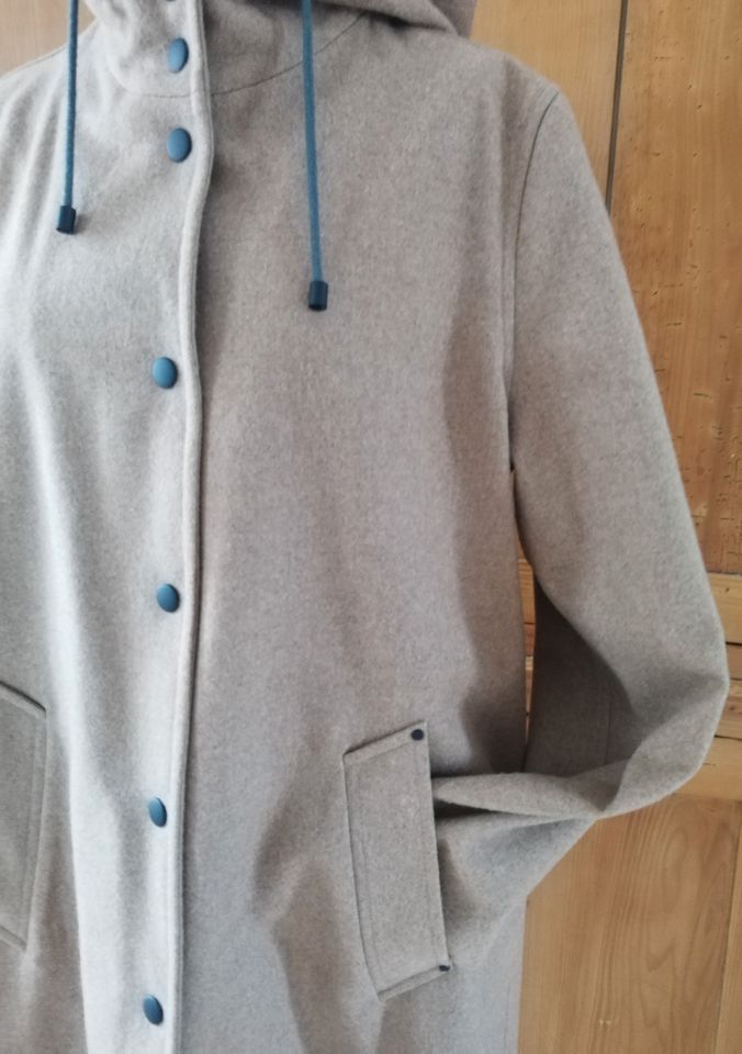 Wetterfleck/Duffelcoat Marke Glücklich beige Gr. XL in Düsseldorf