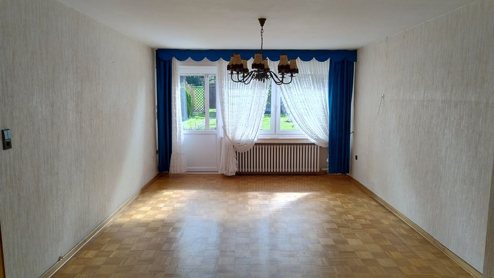 freistehendes Einfamilienhaus in Rommerskirchen-Butzheim in Rommerskirchen