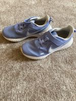 Nike Turnschuhe Sneaker 31 sehr gut Dresden - Blasewitz Vorschau