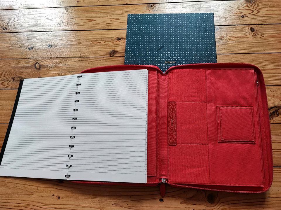 Filofax 33x 26x 3,5 cm NEU in Berlin