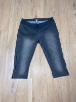 Esprit Schwangerschafts Umstands 3/4 Jeans Hose grau Größe 40 Baden-Württemberg - Ellhofen Vorschau