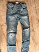 Jeans Jack&Jones Gr. 28 32 und Shirt Gr. 176 Nordrhein-Westfalen - Paderborn Vorschau