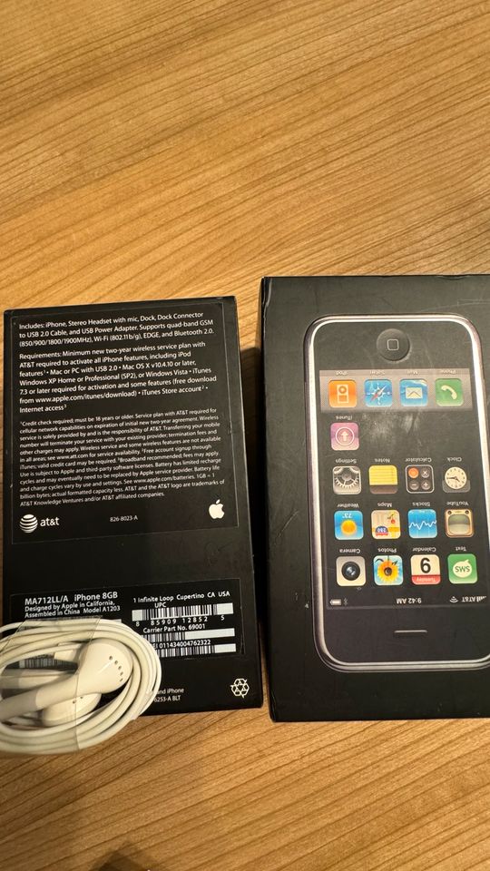 Apple iPhone 1 Generation 8 GB at&t Sammlerstück in Harsum