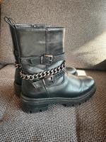 Schuhe Damenschuh Lederstiefel Nieten Ketten schwarz gr 40 Bayern - Weitramsdorf Vorschau