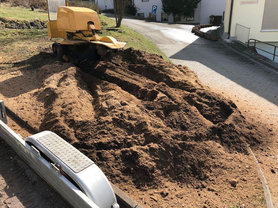 Wurzelstock entfernen Baumstumpf fräsen Wurzelfräsen - OHNE ANFAHRTSKOSTEN in Eppishausen