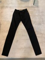 Burberry Skinny Jeans W26 inclusive Boss Pullover Saarbrücken - St Johann Vorschau