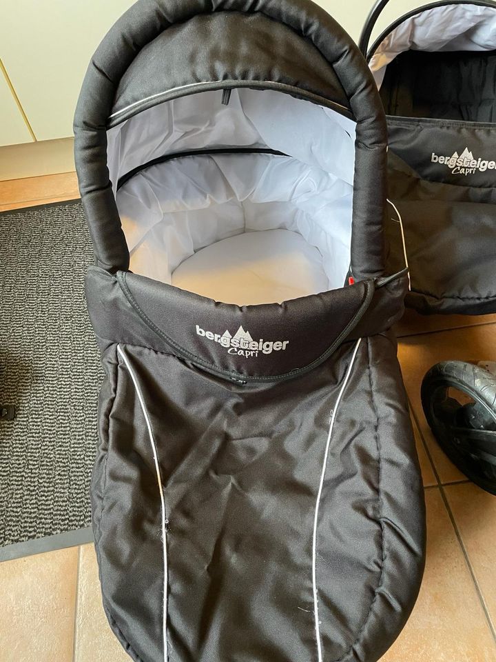 Kinderwagen Bergsteiger 3 in 1 Capri (gebraucht - super Zustand) in Varel