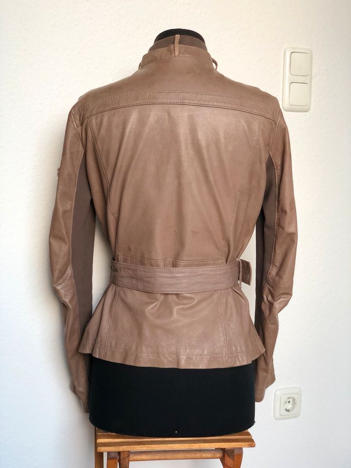 Lederjacke Peuterey Gr. M taupe Modell Juliette in Köln