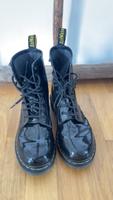 Dr. Martens Damen Lack Köln - Köln Dellbrück Vorschau