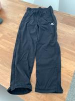 Erima Sporthose durchgehender Reißverschluss Gr. 152 Nordrhein-Westfalen - Rheinbach Vorschau